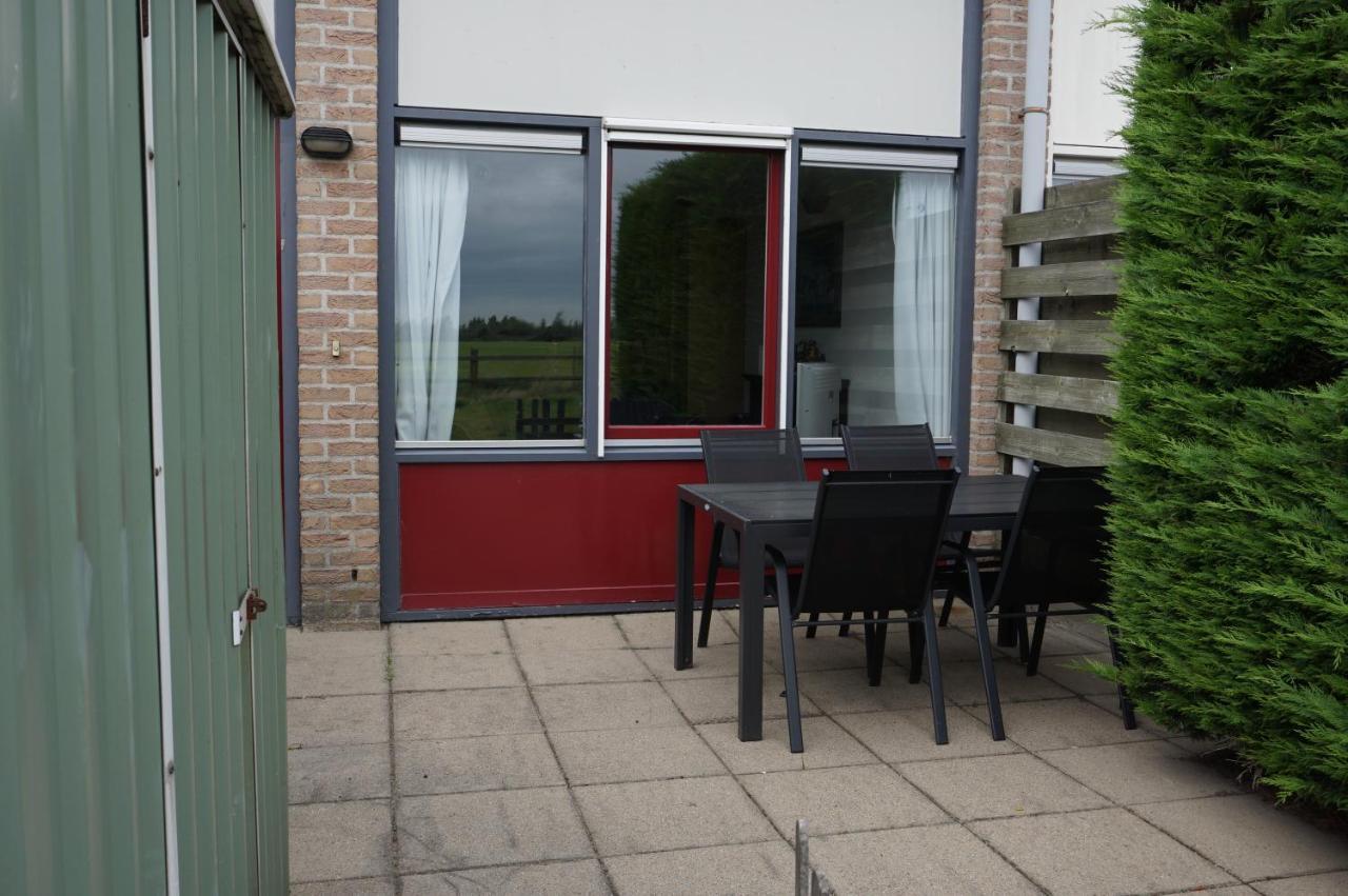 Kustverhuur, Oude Manege Nieuwvliet, Nieuwvliet 3 - 9 Exterior photo