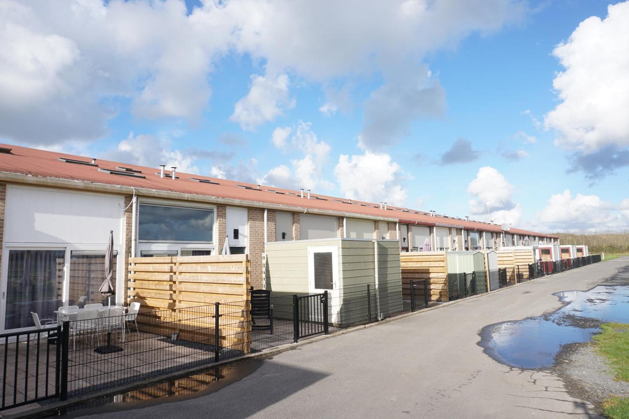 Kustverhuur, Oude Manege Nieuwvliet, Nieuwvliet 3 - 9 Exterior photo